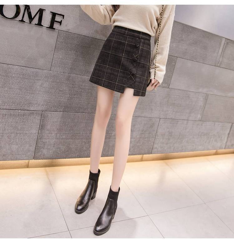 Woolen Mini Skirt