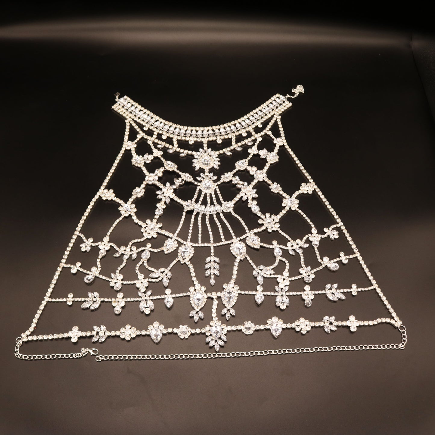 INS Fashion Sexy Luxury Rhinestone Flower Chest Chain Women