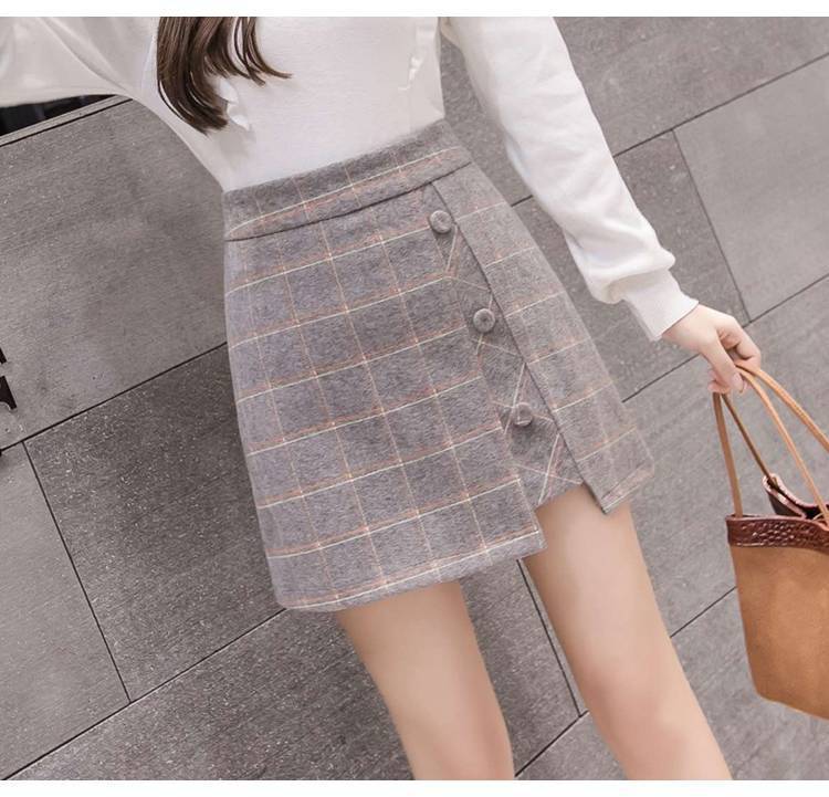Woolen Mini Skirt