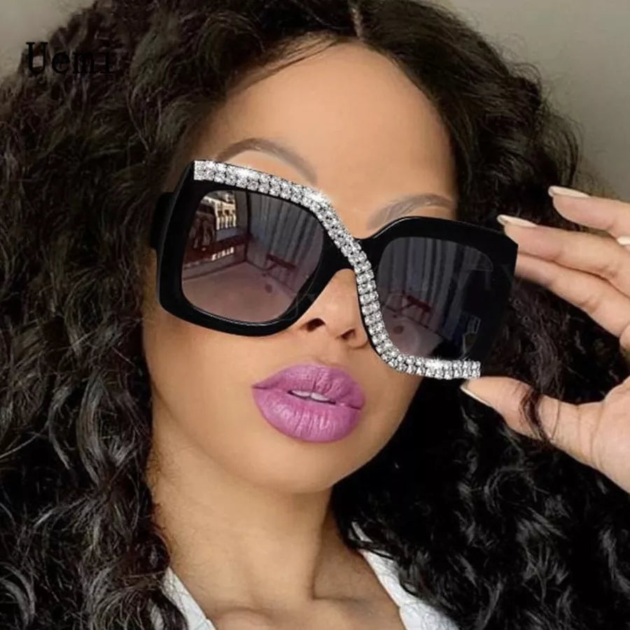 Fashion Diamond Design Square Sunglasses