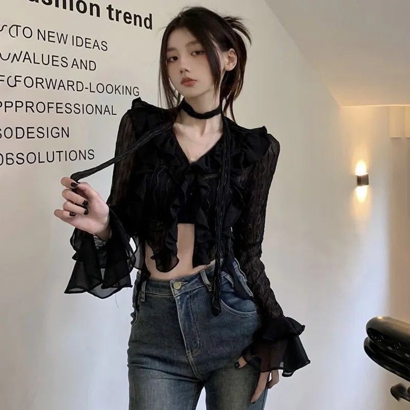 Crop's Women Lace Gothic Top