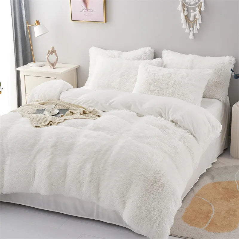 3 Piece Deluxe Winter Thickened Plush Duvet Cover and Pillowcases