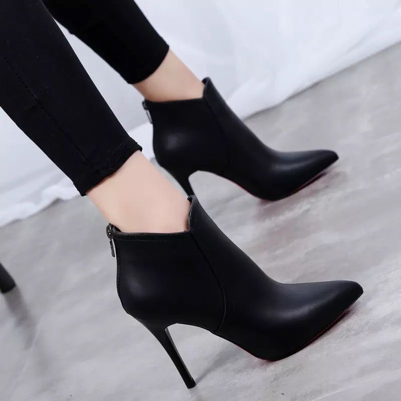 Pointed High Heels Booty