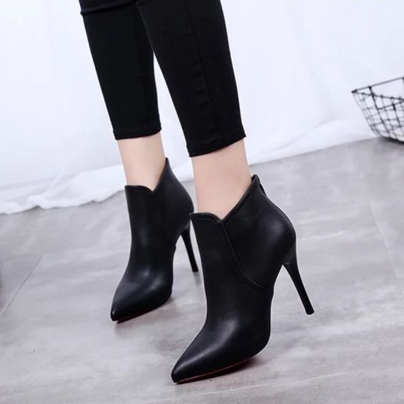 Pointed High Heels Booty