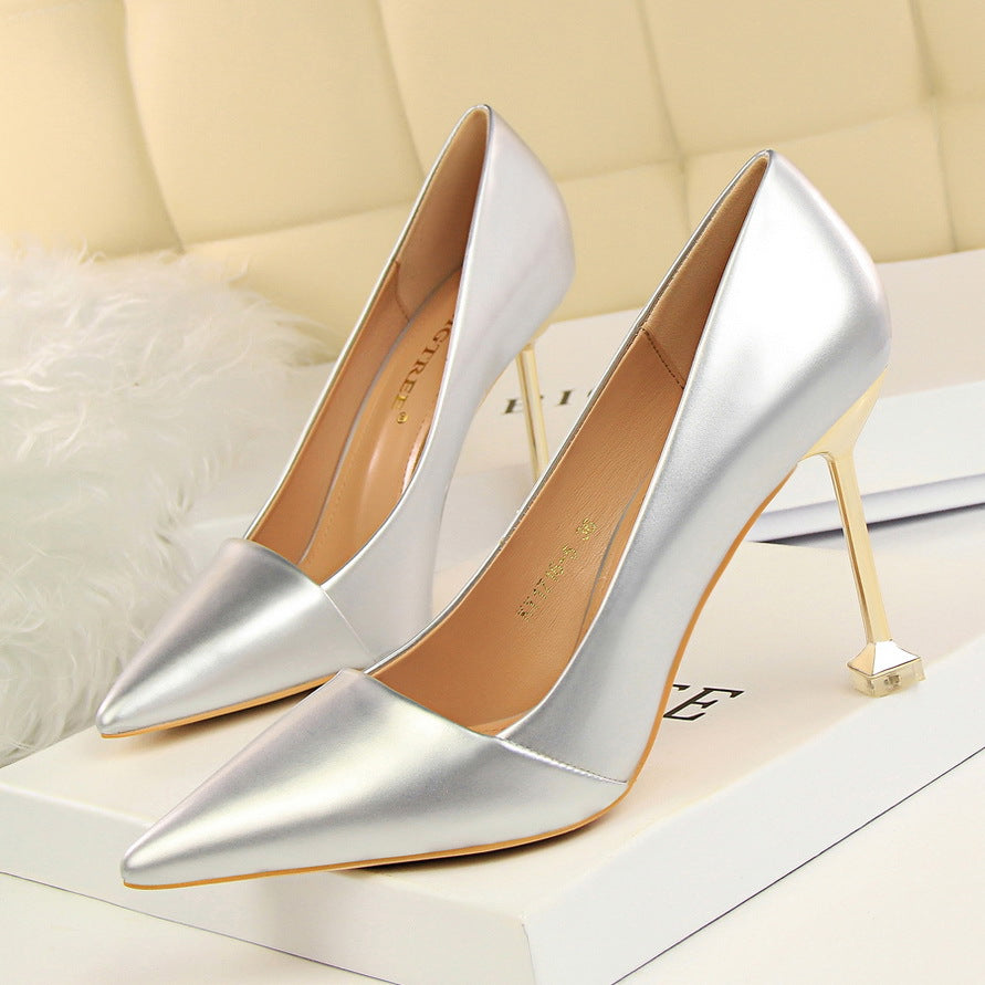 Ann Women Fashion Pump